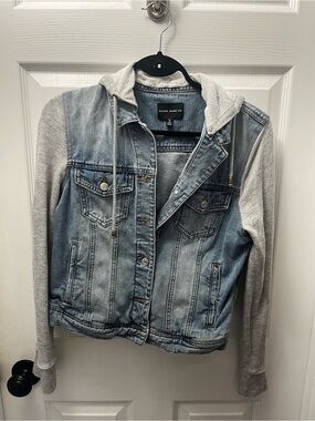 Silver Jeans Blue Denim Jacket with Gray Hood and Sleeves